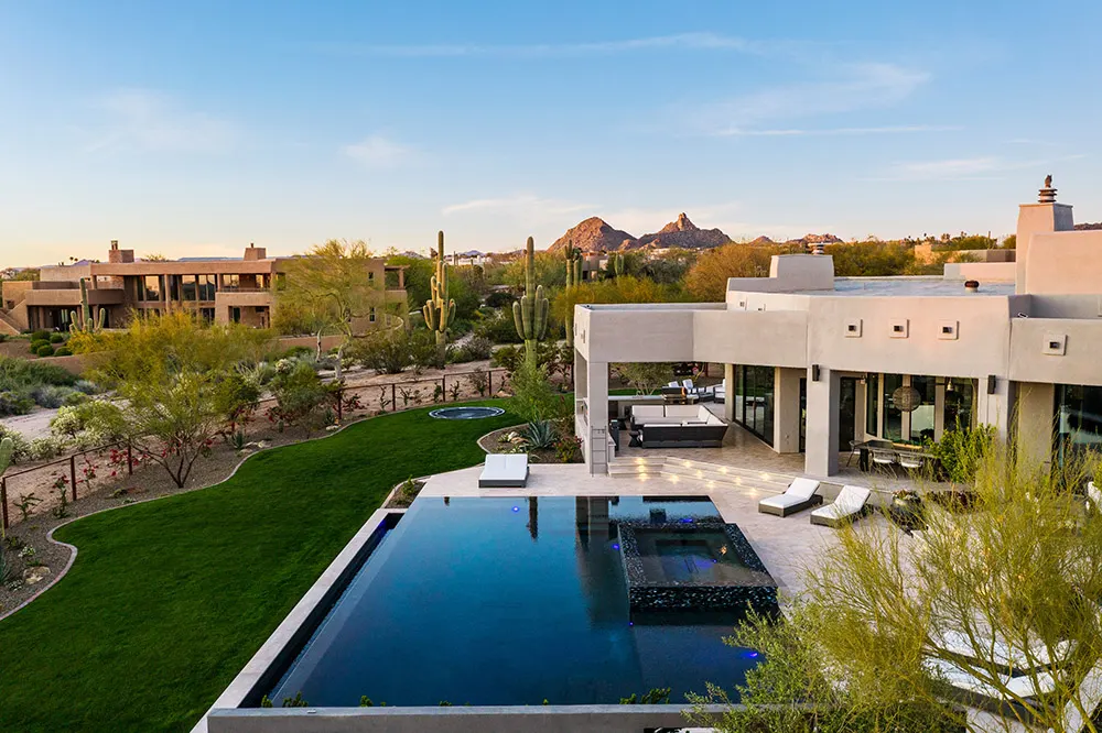 Scottsdale Infinity Pool Luxury Design4, Scottsdale, AZ — Sonoran Waters